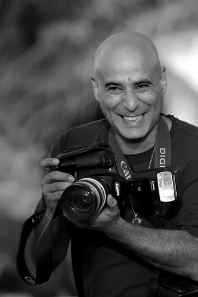 רפאל בן משה - צלם ומטפל בפוטותרפיה